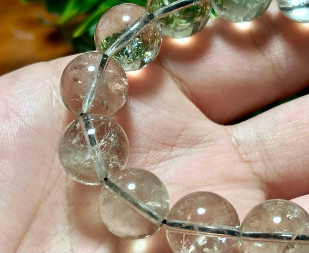 究極品質　光を纏いし神の聖石　幻のオールドガネッシュヒマール手磨き　黒金龍神水晶