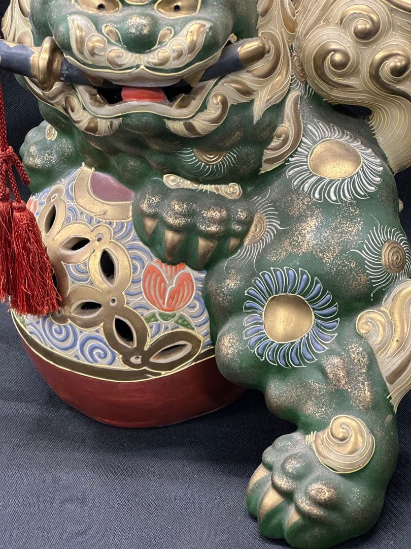 【保管品】九谷焼　九谷　須栄義　獅子　玉乗り獅子　縁起物　置物　飾り物