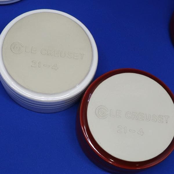 未使用 ルクルーゼ スタッキング ラムカン セット 白 赤　2セット