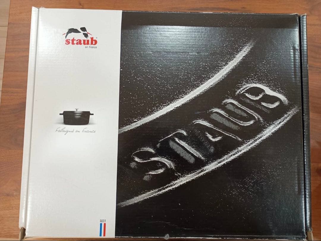（新品未使用）Staub / ストゥブ　サイズ28cm
