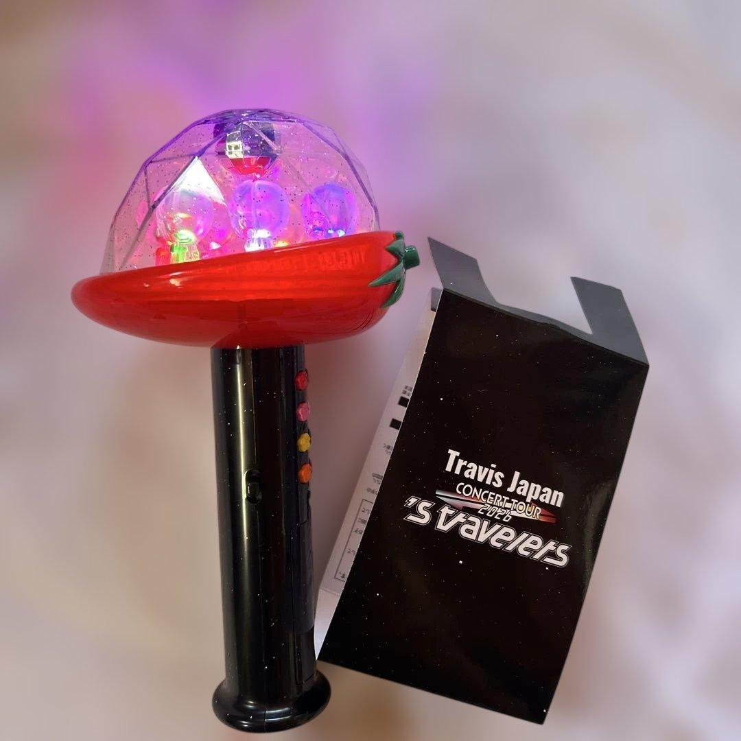 Travis Japan いちご型ペンライト 2個　コンサートツアー2026