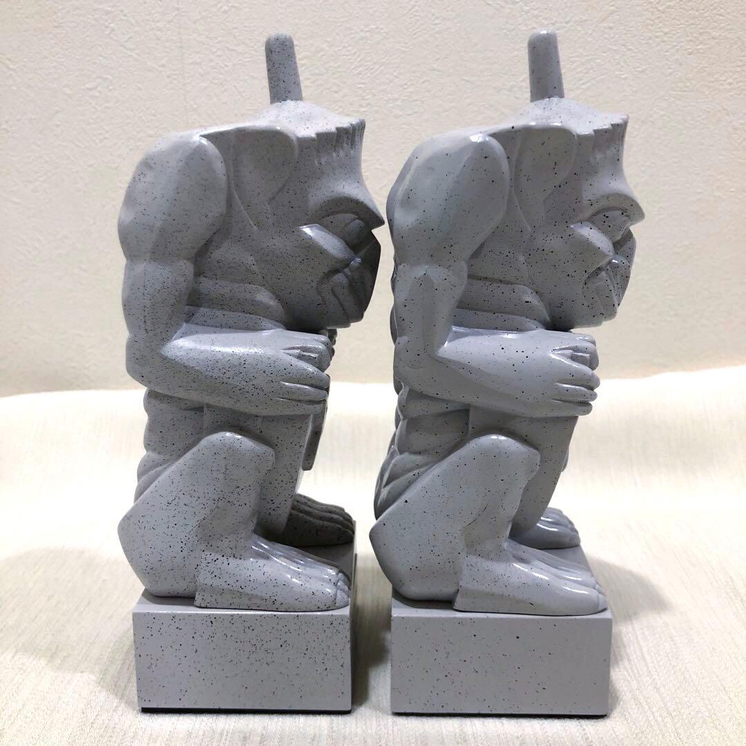 Keio University 慶應義塾大学 ユニコンブックエンド