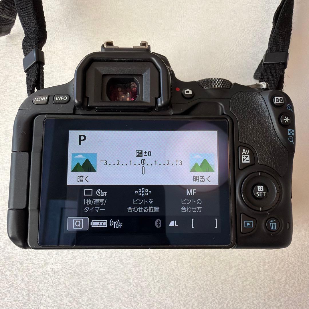 【サト】Canon EOS KISS X9 レンズ2本付きキット