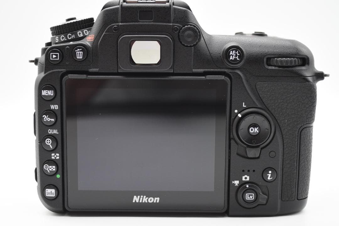 ★美品★ Nikon ニコン D7500 ボディ 即発送いたします