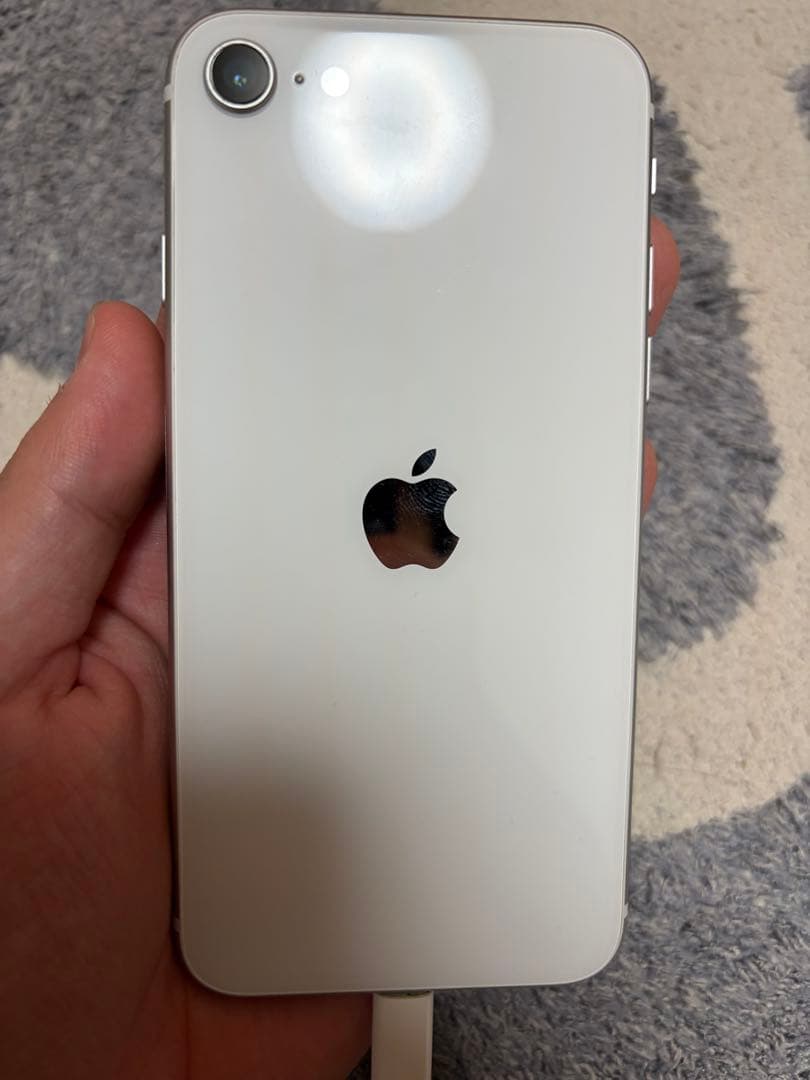 【超美品】iPhoneSE第二世代