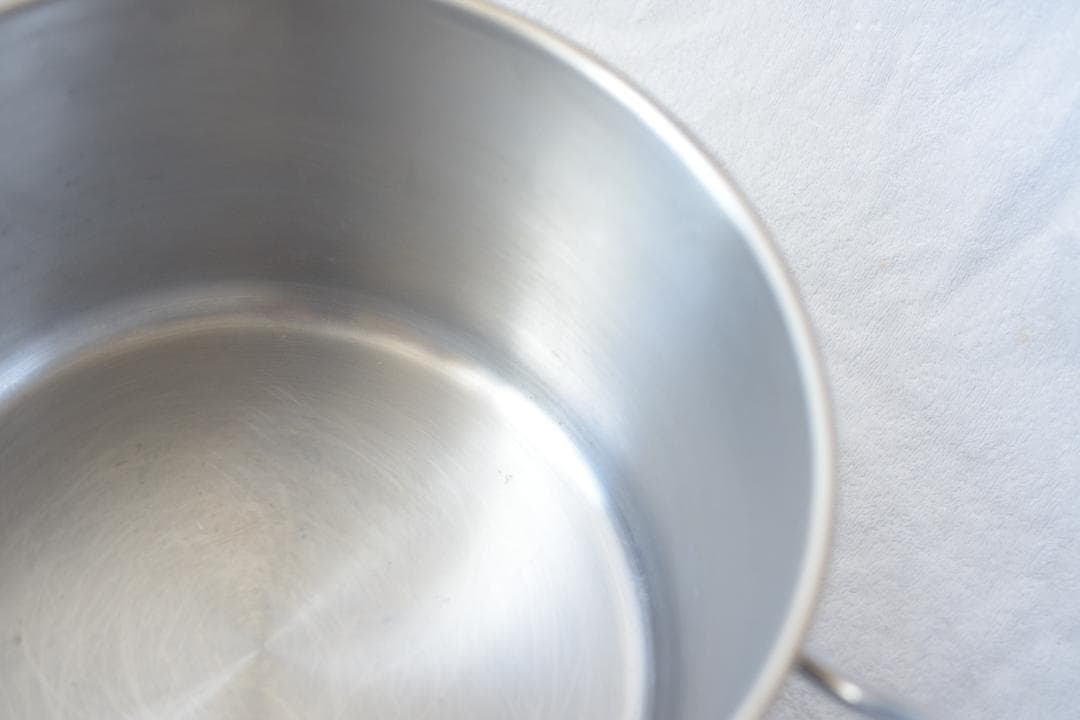 ステンレススチール 半寸胴鍋 蓋付き