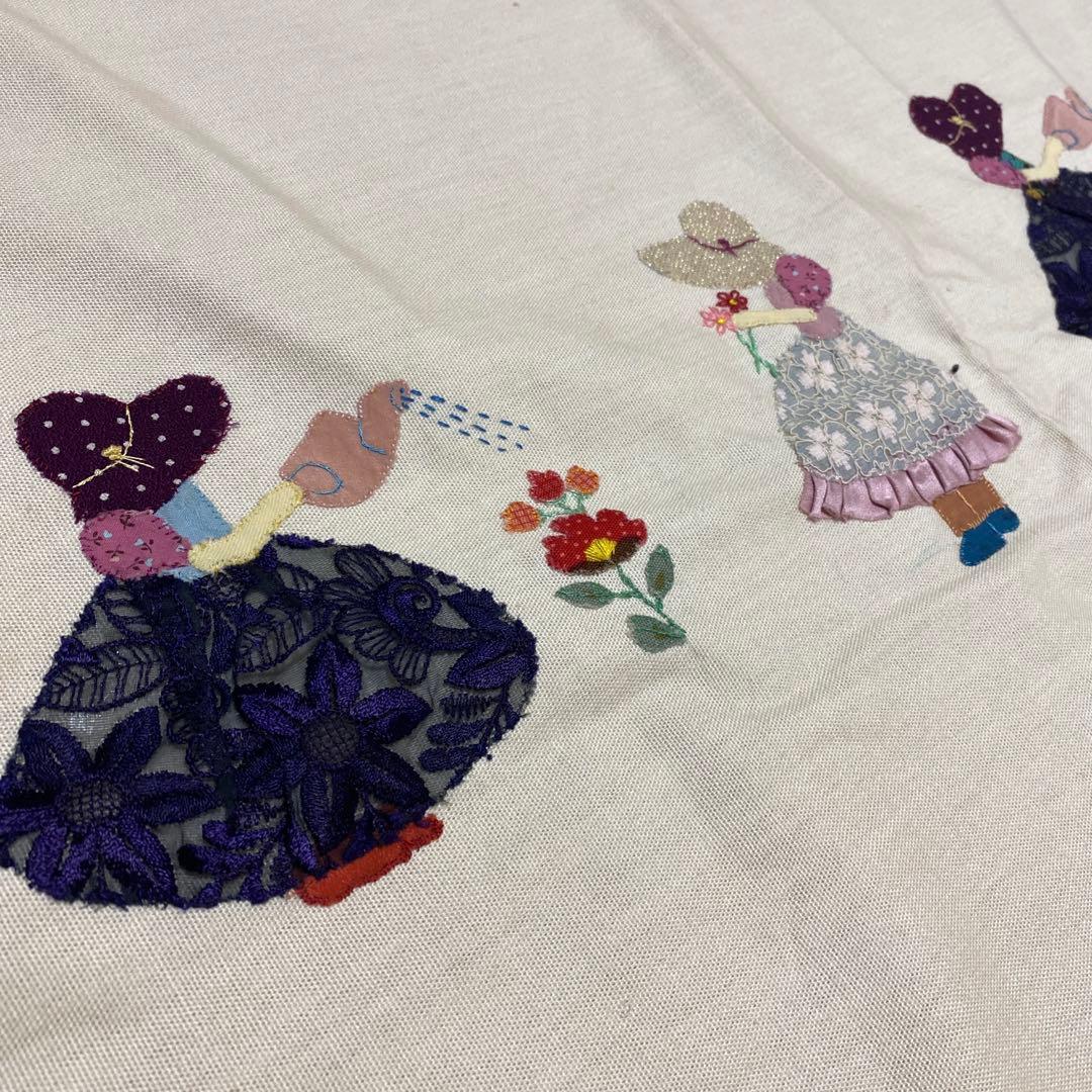 パッチワークキルト　ファンシーテーブルクロス　レース　女の子　花柄　ハンドメイド