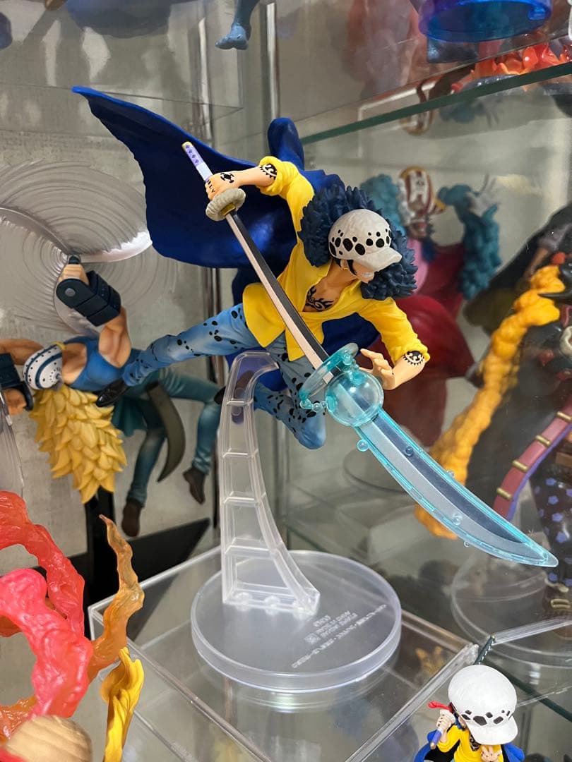 ワンピース ルフィ　ロー　キッド　フィギュアセット