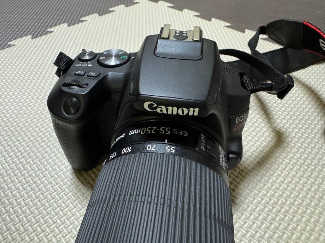 【値下げ‼️】Canon EOS Kiss X10 55-250mmレンズ