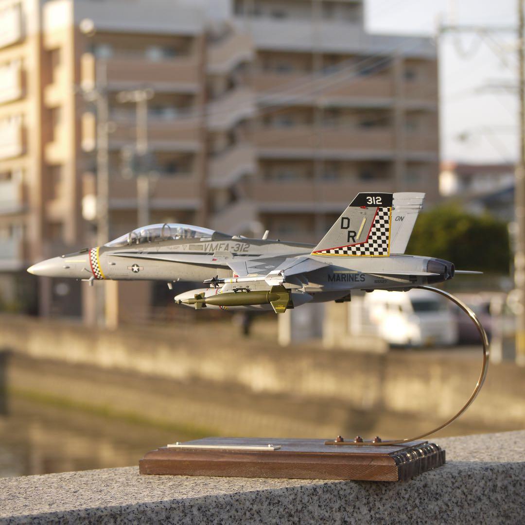 ハセガワ製1／48F/A-18Dレガシーホーネットプラモデル完成品