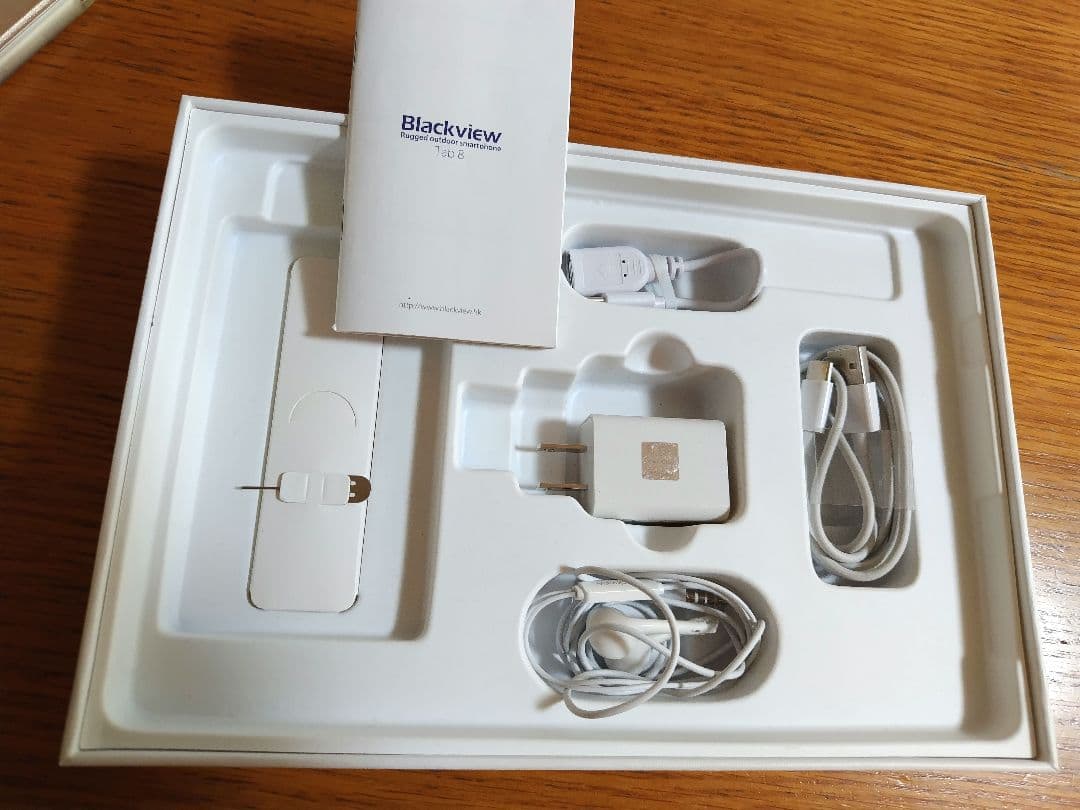 Blackview☆Androidタブレット☆ホワイト☆美品☆ブラックビュー☆