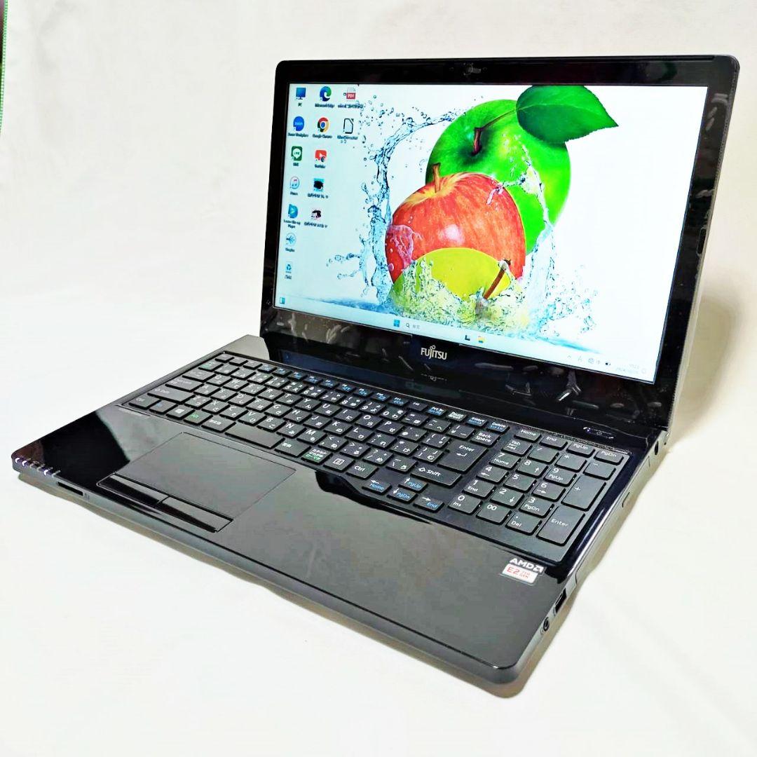 【訳あり】美品✨️薄型スリム✨メモリ8G・SSD256✨FUJITSUノートPC
