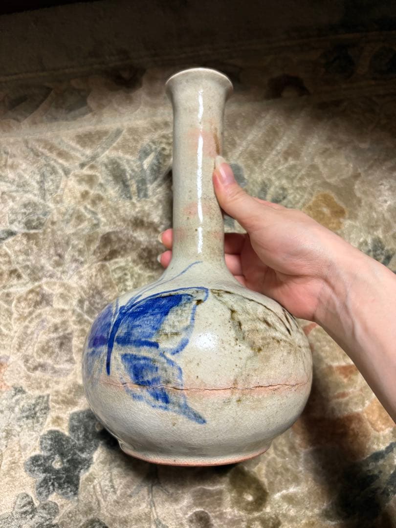 置物　蝶々