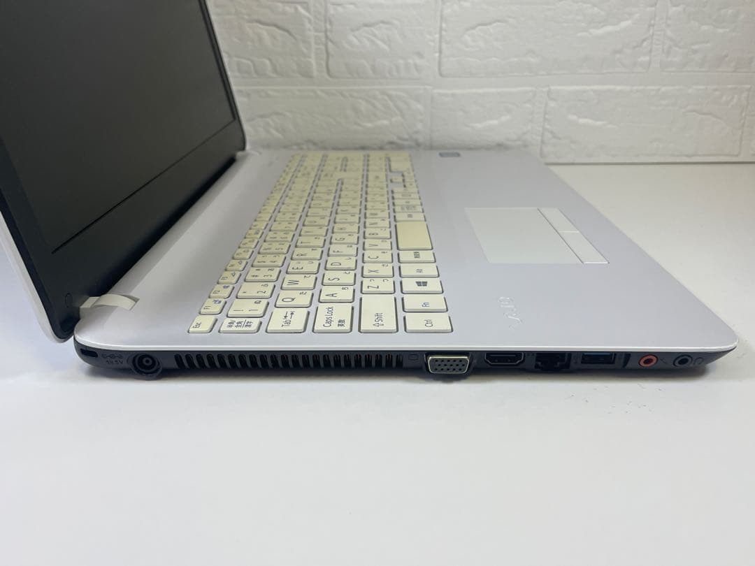 【高性能】VAIO◇SONY◇ホワイト◇新品SSD256GB&HDD◇すぐ使える