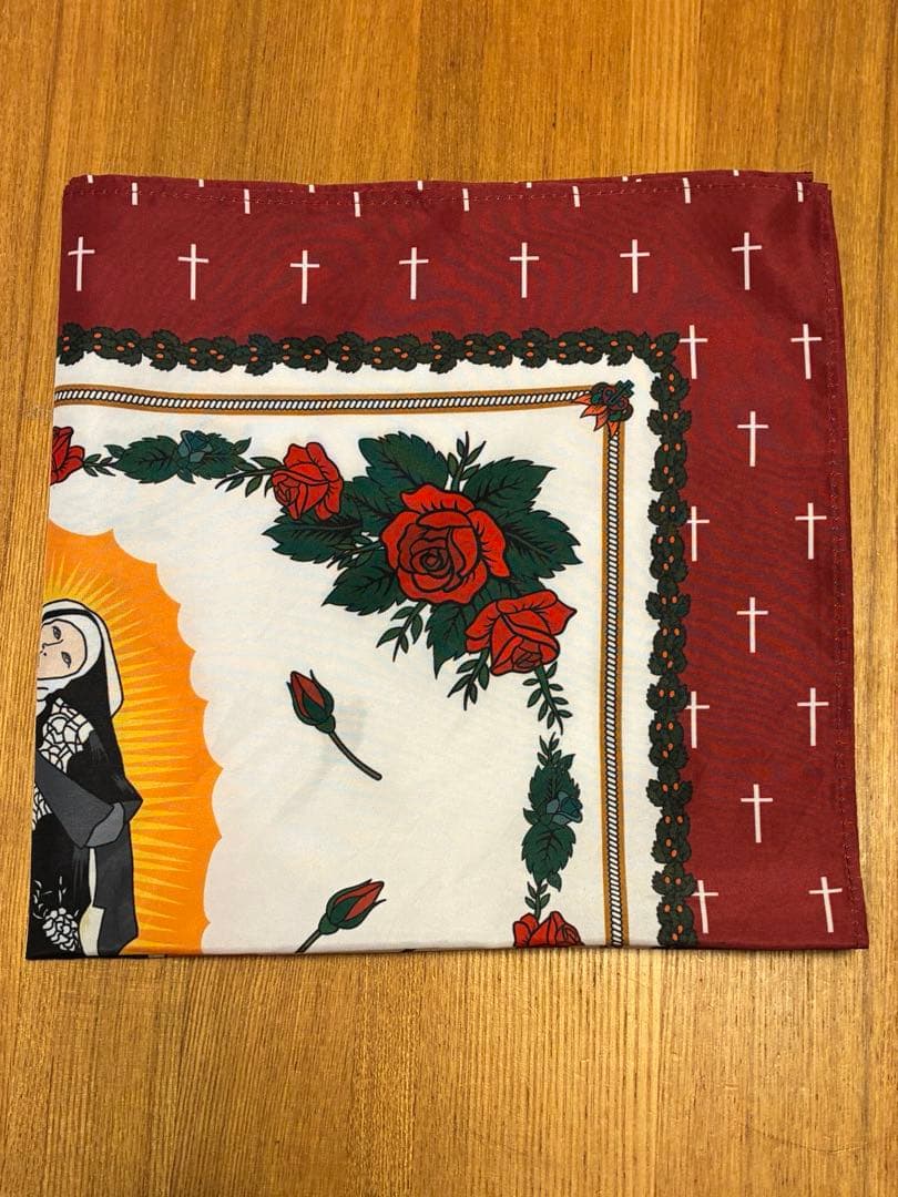 ドレスコーズ　スカーフ&マニキュア