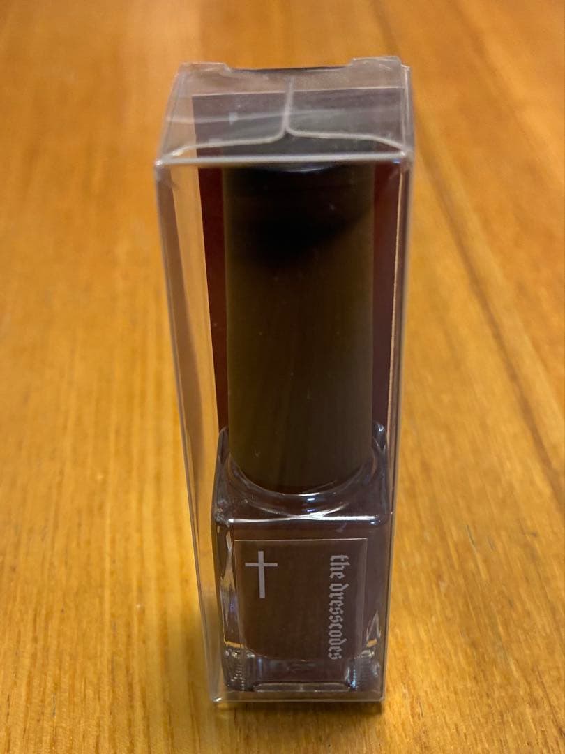 ドレスコーズ　スカーフ&マニキュア