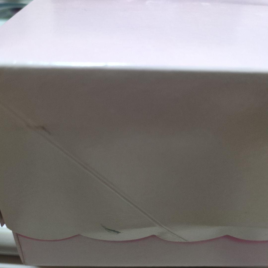 キティ　カップ　ソーサー　セット　いちご柄　新品未使用　サンリオ　2001年