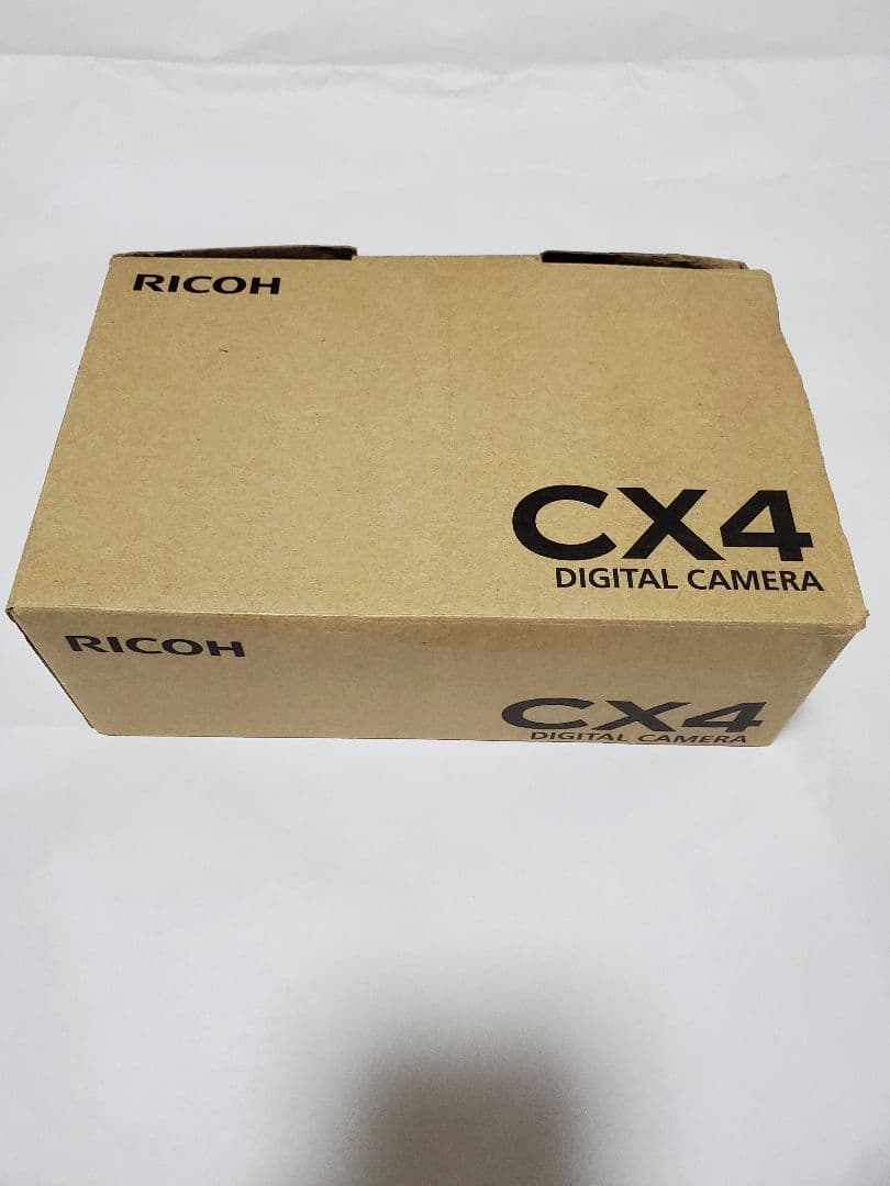 【デジタルカメラ】RICOH リコー　CX4　動作確認済み　元箱・付属品あり