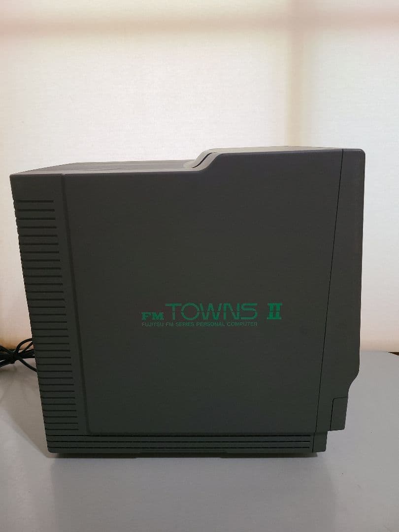 【富士通 FM TOWNS II 】UX20 付属品付き【ジャンク】