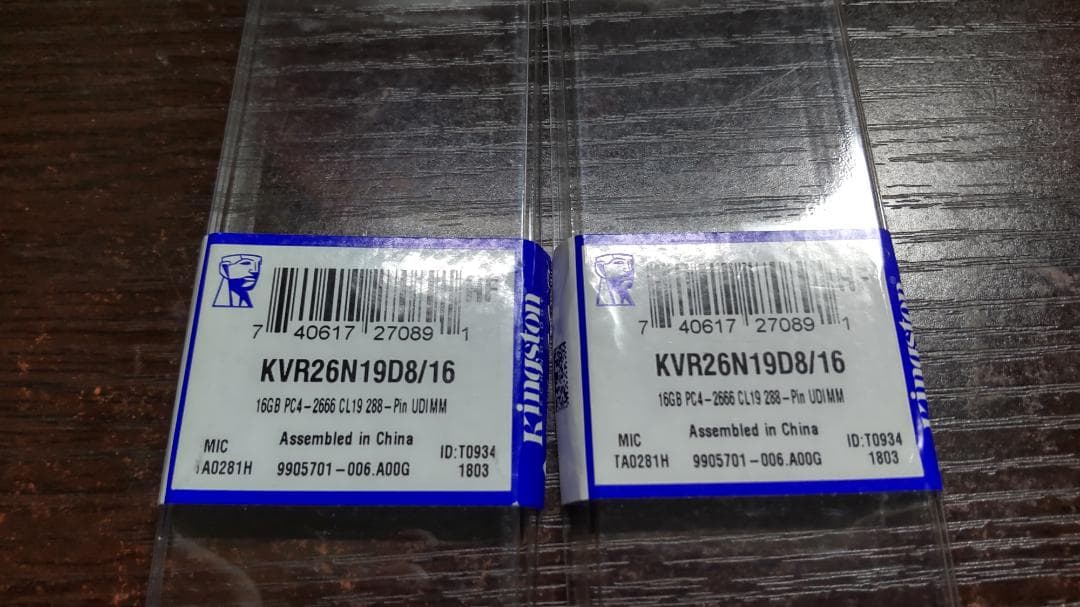 Kingston KVR26N19D8/16 16GB DDR4 ２枚