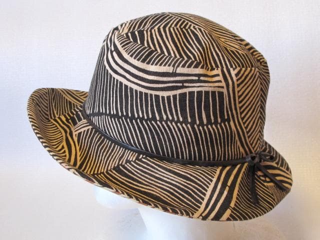 帽子クロッシェ バティック 幾何学模様のコットンハット ハンドメイド