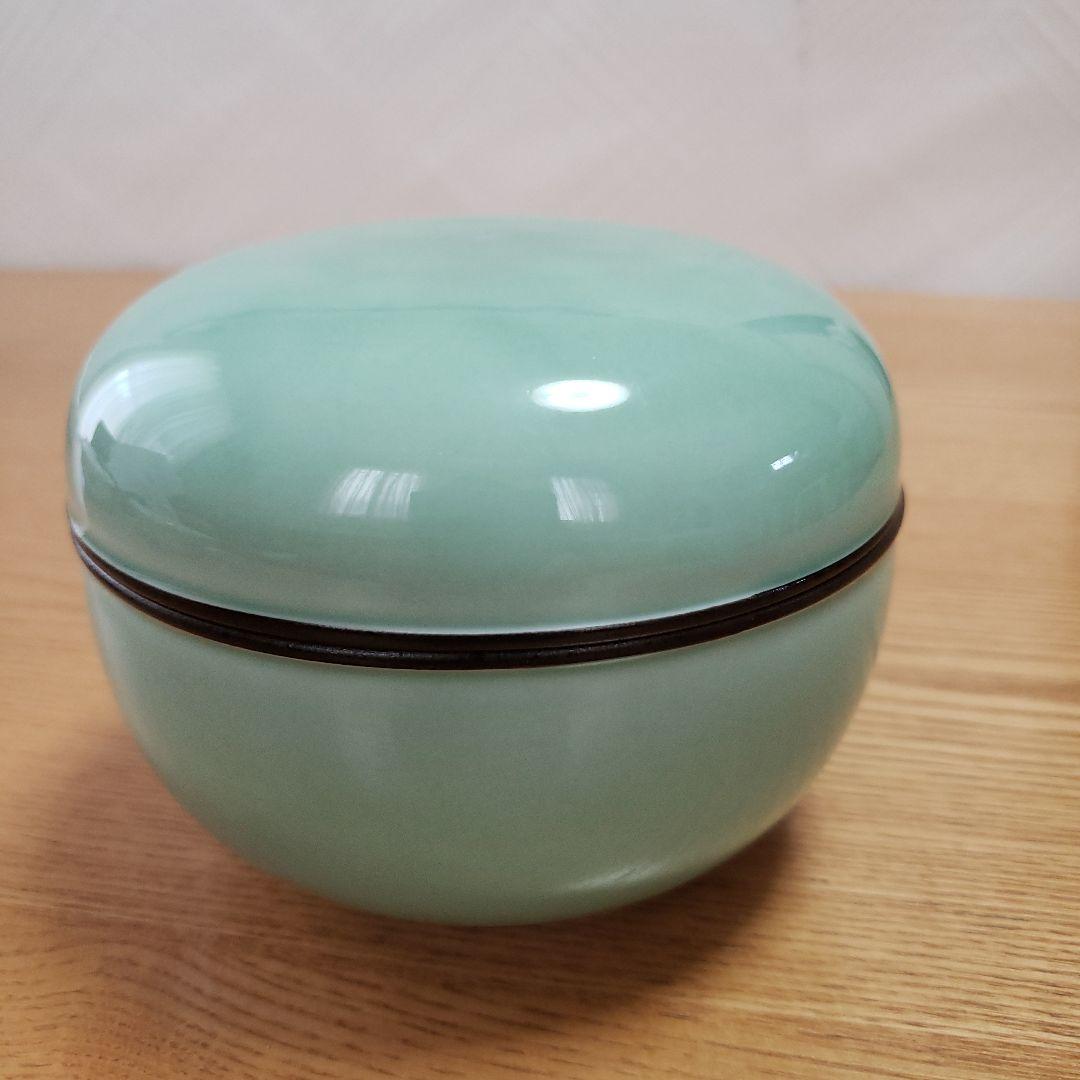 深川製磁　蓋物1個 丸型 小染桜 青磁　ボンボニエール　中鉢3個　未使用