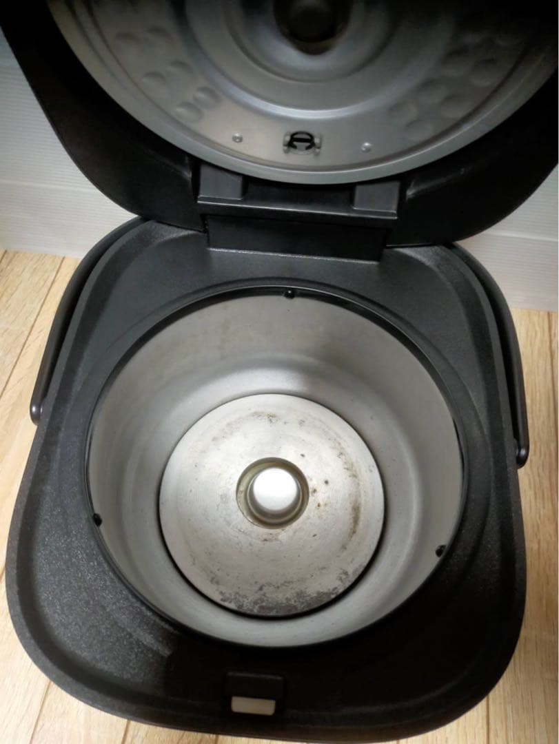 23年製　タイがーマイコンジャー炊飯器　JBS-B055