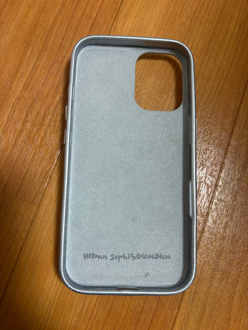 Urban Sophistication iPhone16pro シルバー