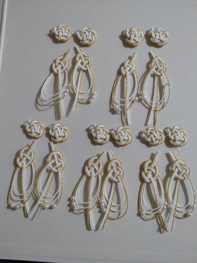 水引パーツ　梅結び　淡路結び（パールビーズ付き）　30セット