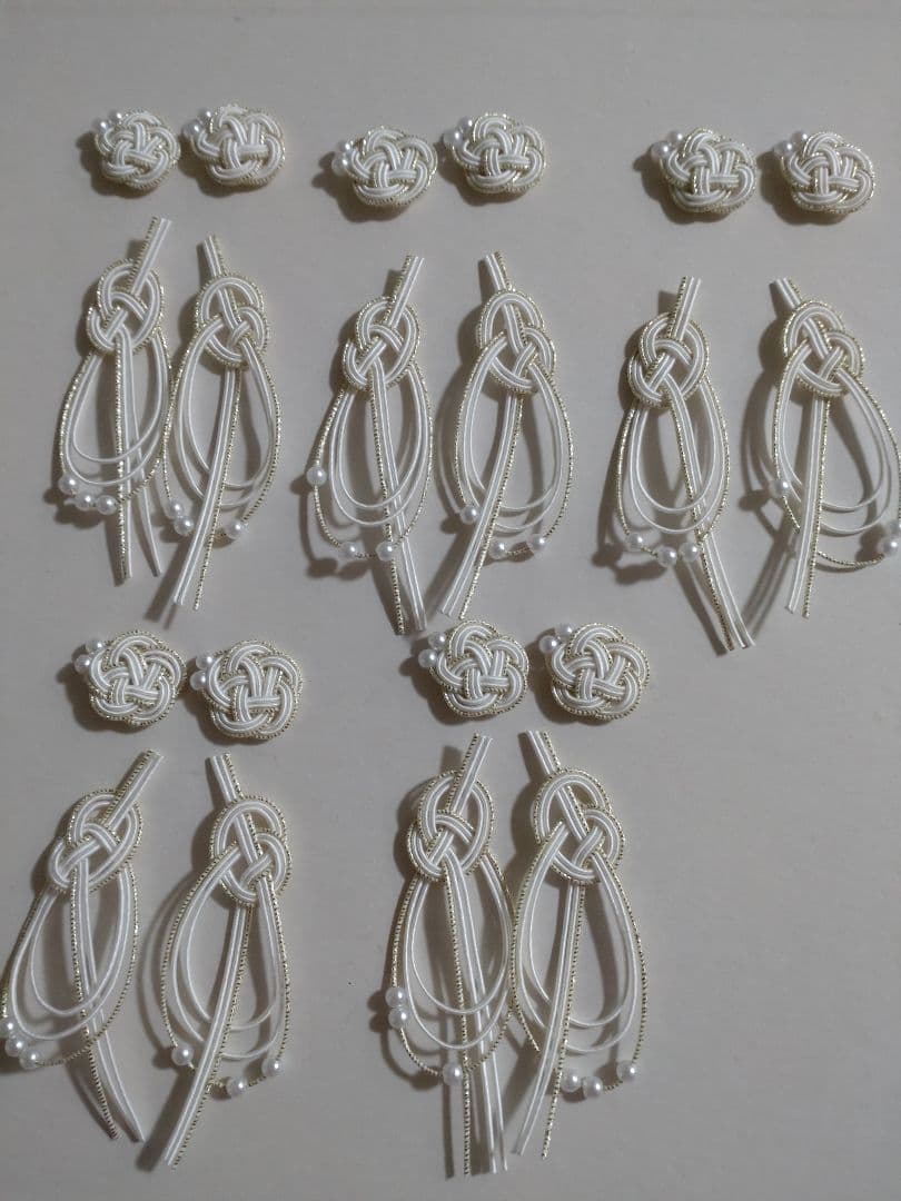 水引パーツ　梅結び　淡路結び（パールビーズ付き）　30セット