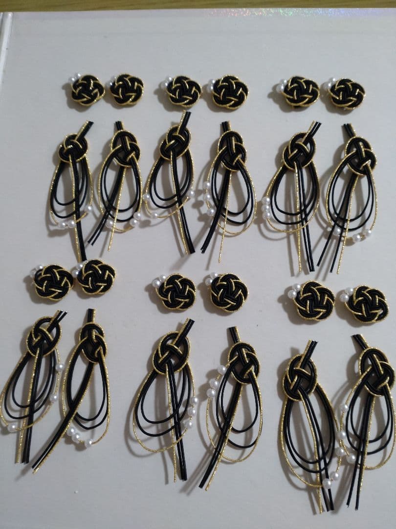 水引パーツ　梅結び　淡路結び（パールビーズ付き）　30セット