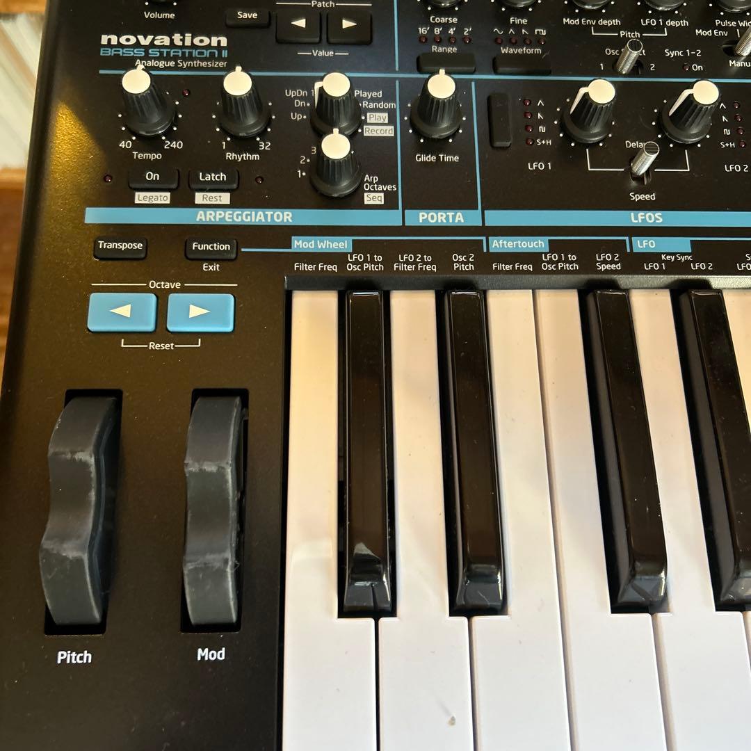 Novation Bass Station II DECKSAVER ケース付き