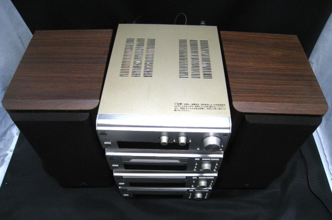 SANSUI ミニコンポ リモコン付き　 R11 M11 C11 D11 S11