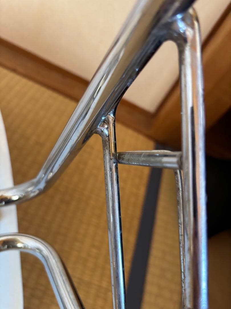 ヴィトラ ハーマンミラー イームズサイドシェルチェア Vitra社　ホワイト②