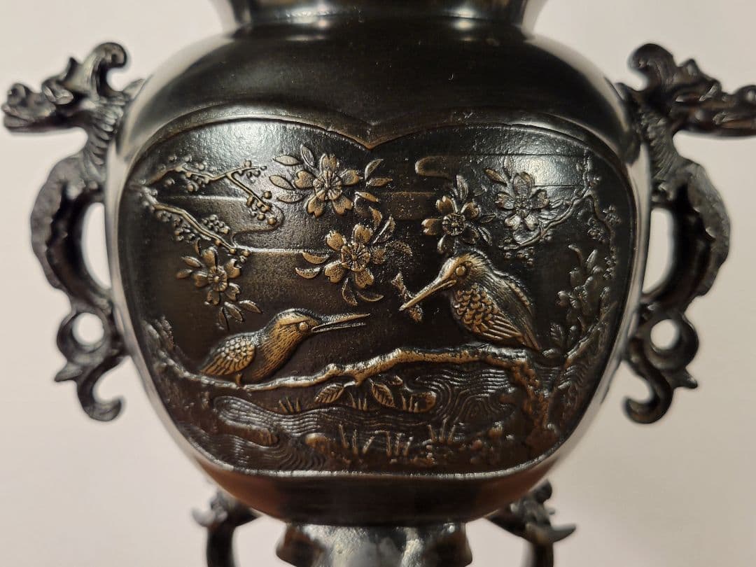 香炉 「台付三ツ足 山水」 高岡銅器