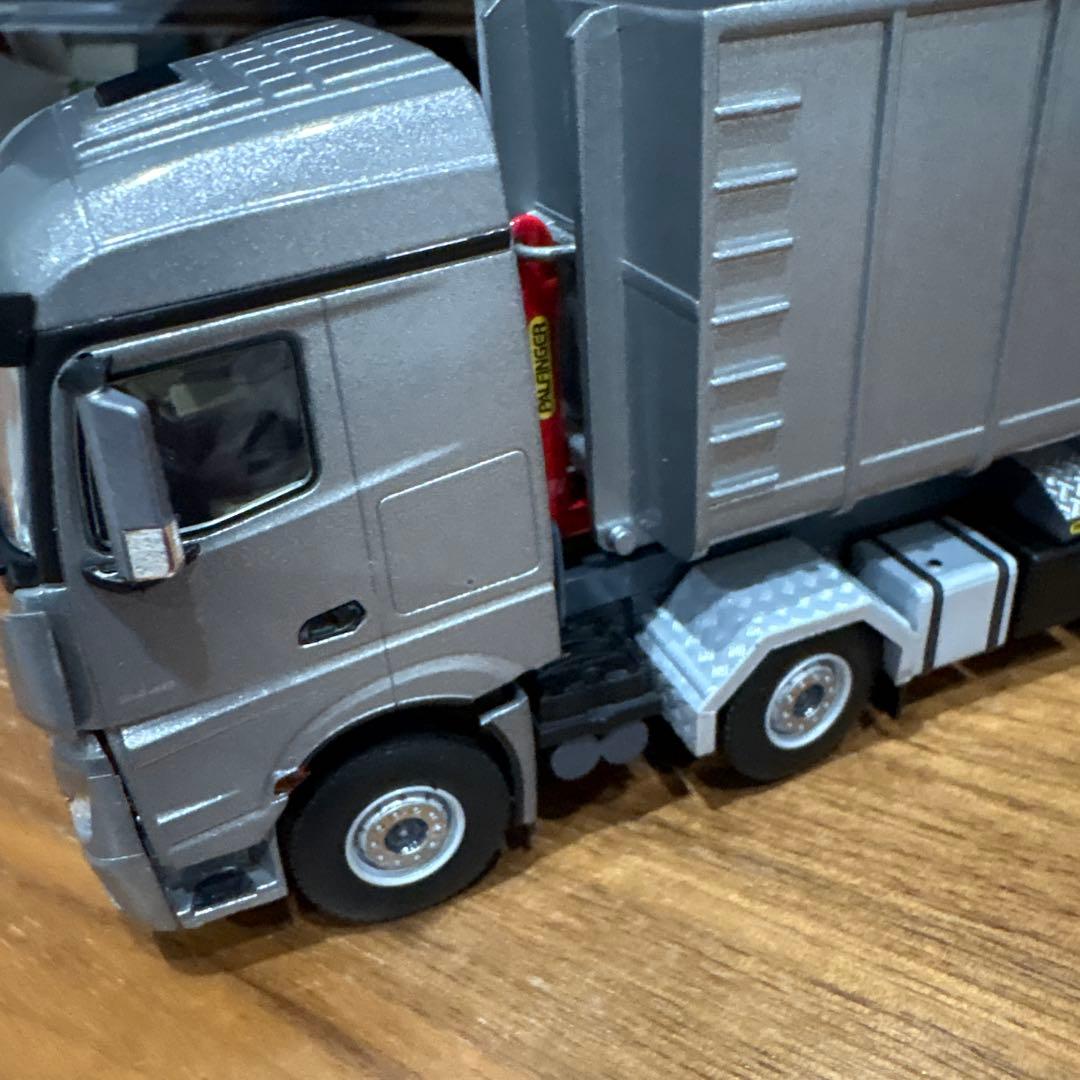 ミニカー WSI 1/50 MB ACTROS PALFINGER 04-2047