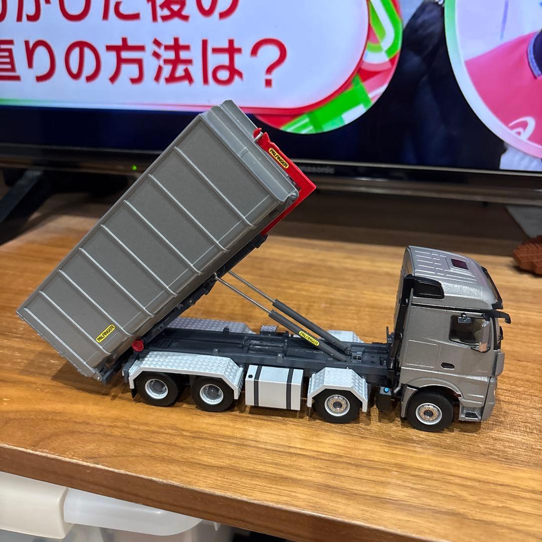 ミニカー WSI 1/50 MB ACTROS PALFINGER 04-2047