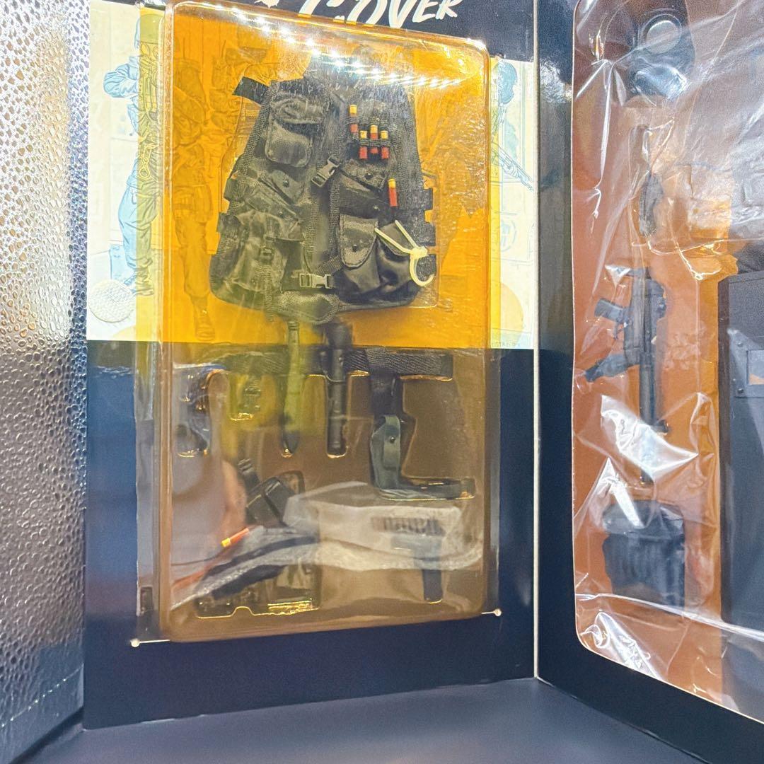 【廃盤　未使用】香港警察 フィギュア Ray フルギア 未使用　ポリス　特殊部隊