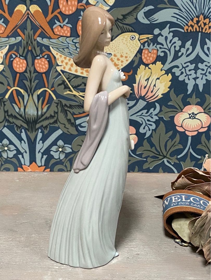 リヤドロ Lladro リアドロ 人形 置物 少女 アンティーク インテリア