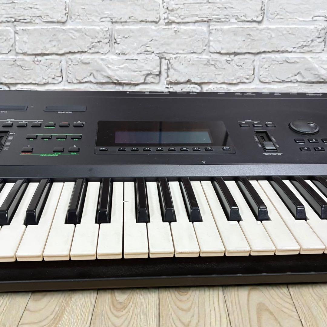 希少✨名機 ヤマハ YAMAHA SY77 音出し確認済 動作品