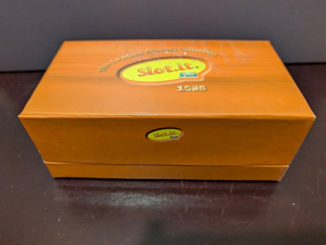 Slot.it Jaguar XJR-9 LM （CW03）スロットカー