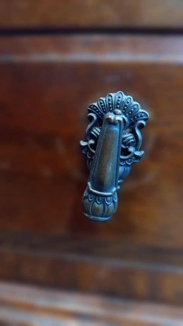 カントリーハウス 木製ガラス扉キャビネット 4段棚付き 三越ブルージュ
