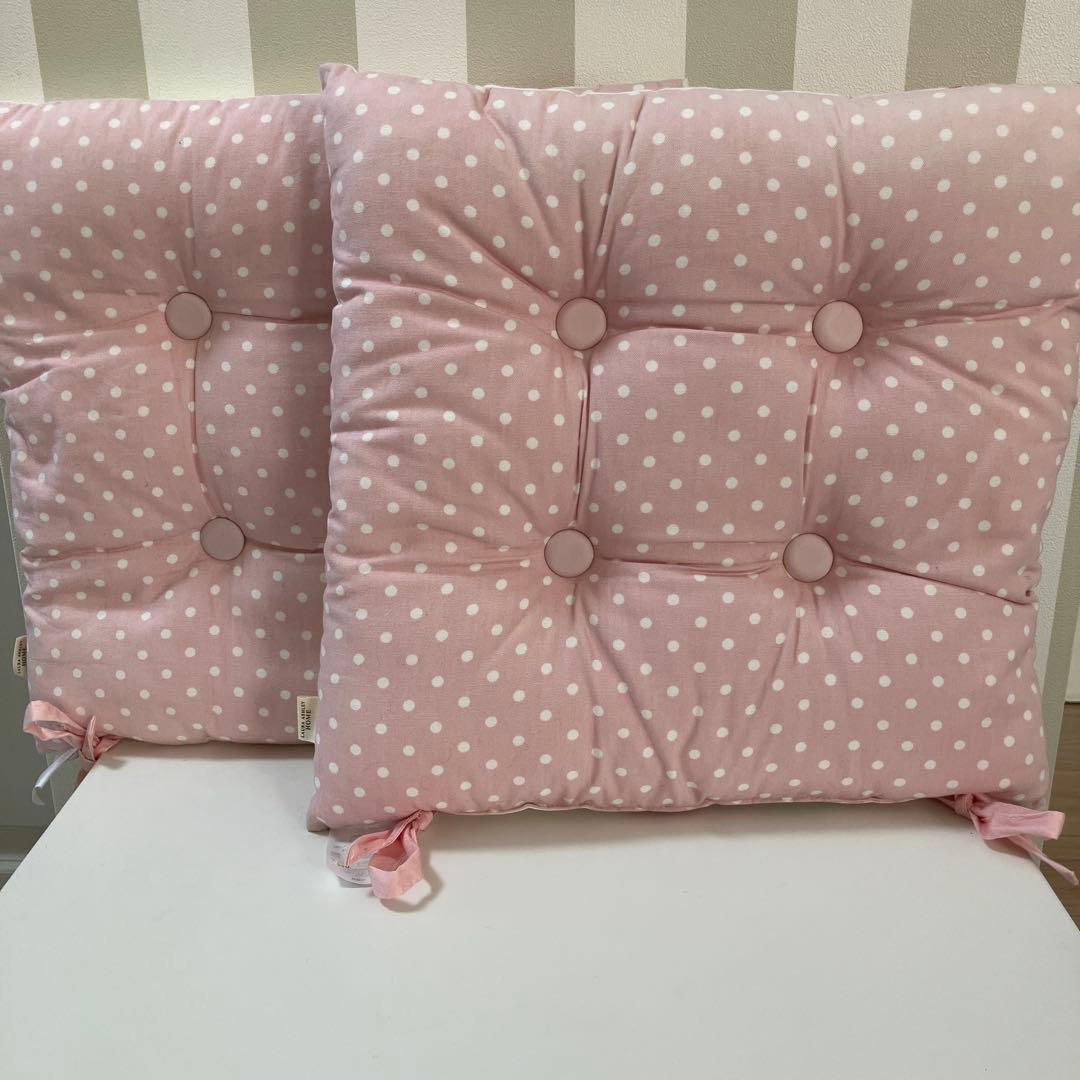 ローラアシュレイ　座布団2枚