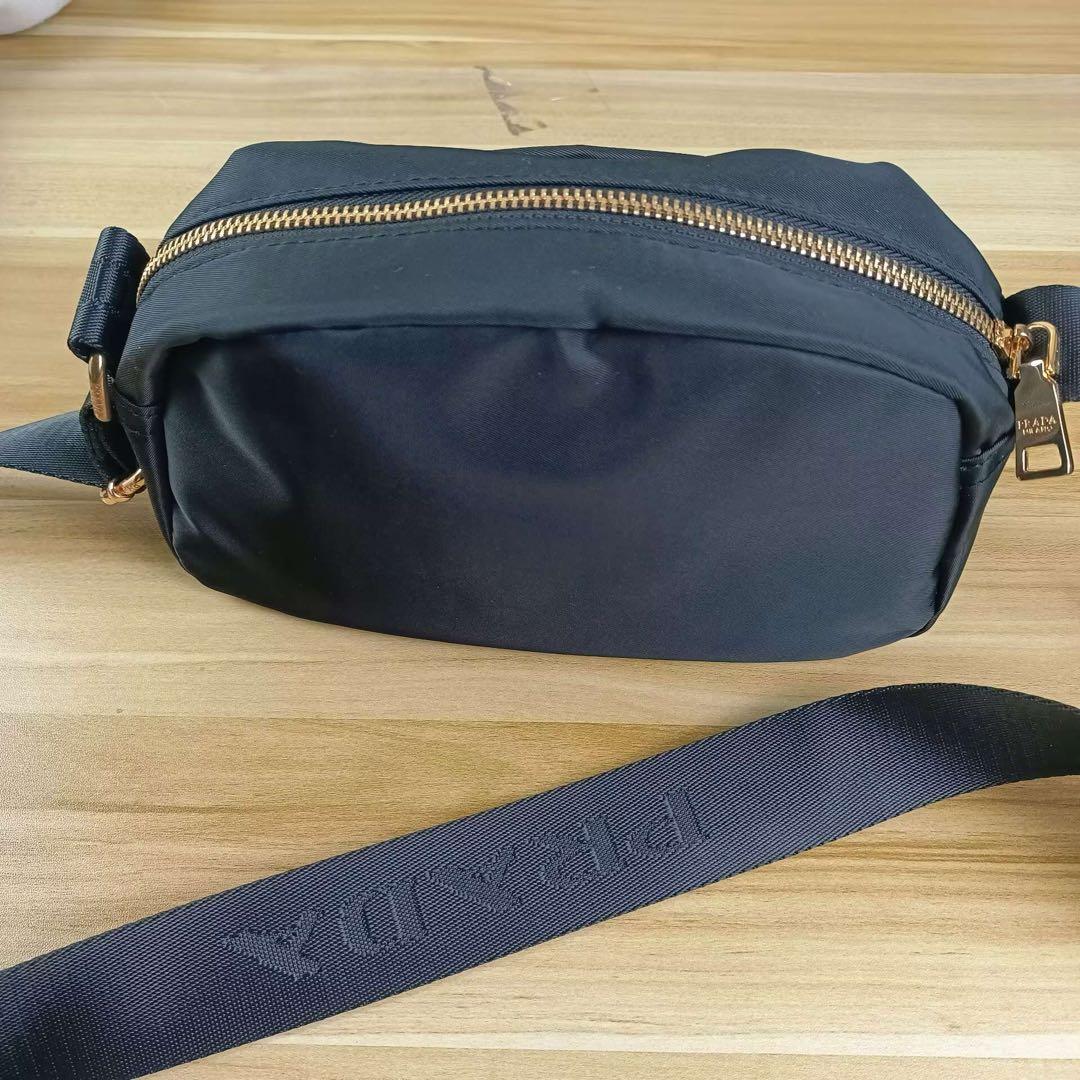 PRADA ノベルティ ブラック ショルダーバック ナイロン prd3