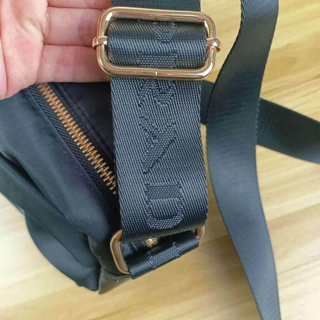 PRADA ノベルティ ブラック ショルダーバック ナイロン prd3