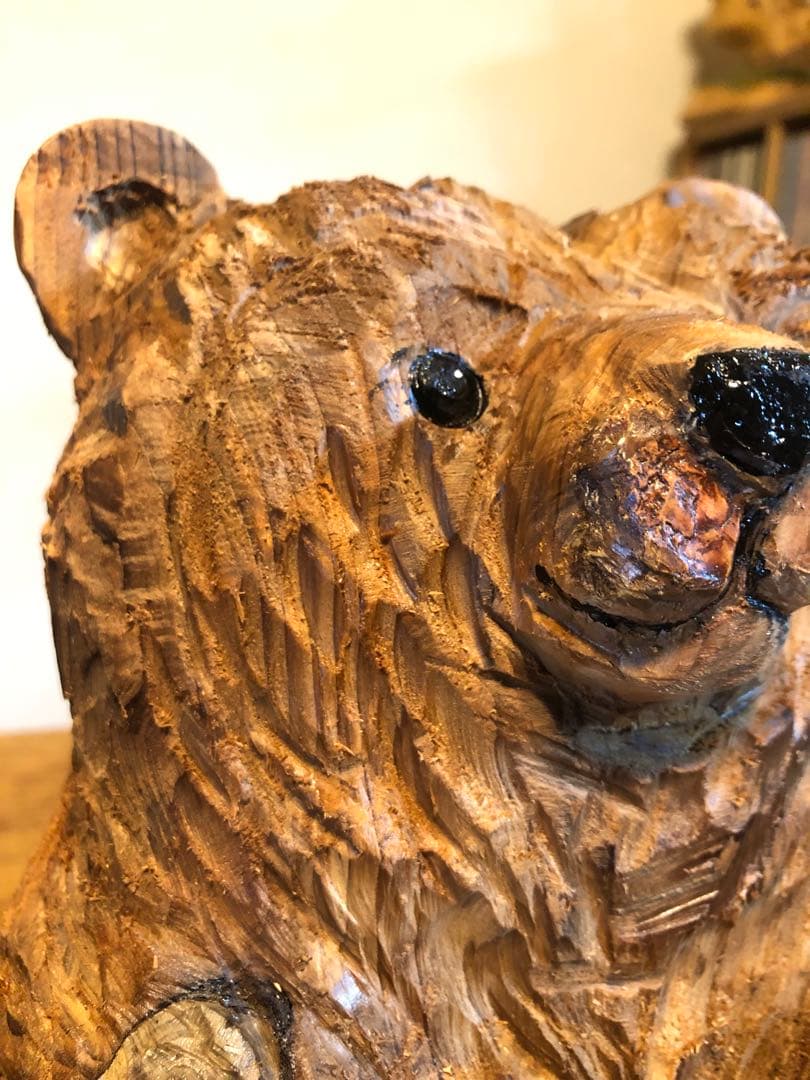 オーダー　花瓶を持った小さな木彫りのクマさん　双子ちゃん