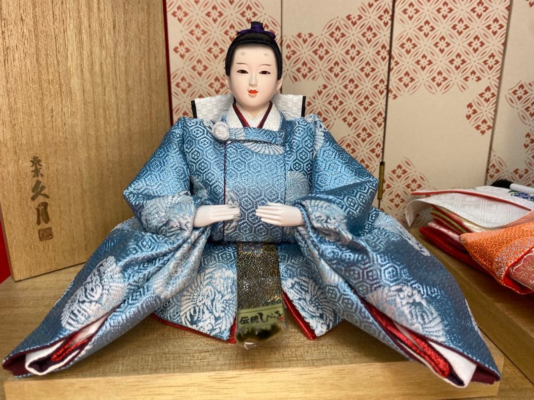 東京久月　雛人形　親王平飾り・間口約６０×奥行約３０×高さ約３６㎝
