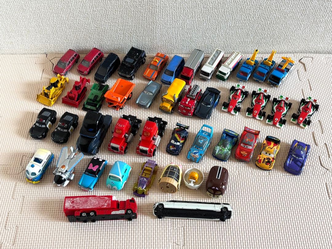 【未開封あり】トミカ　ホットウィール　マジョレット　まとめ売り　大量　約230台