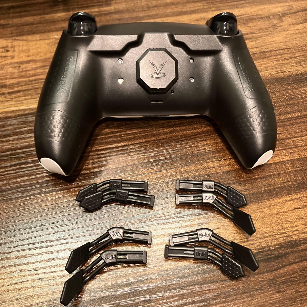 DualSenseワイヤレスコントローラー 桜デザイン