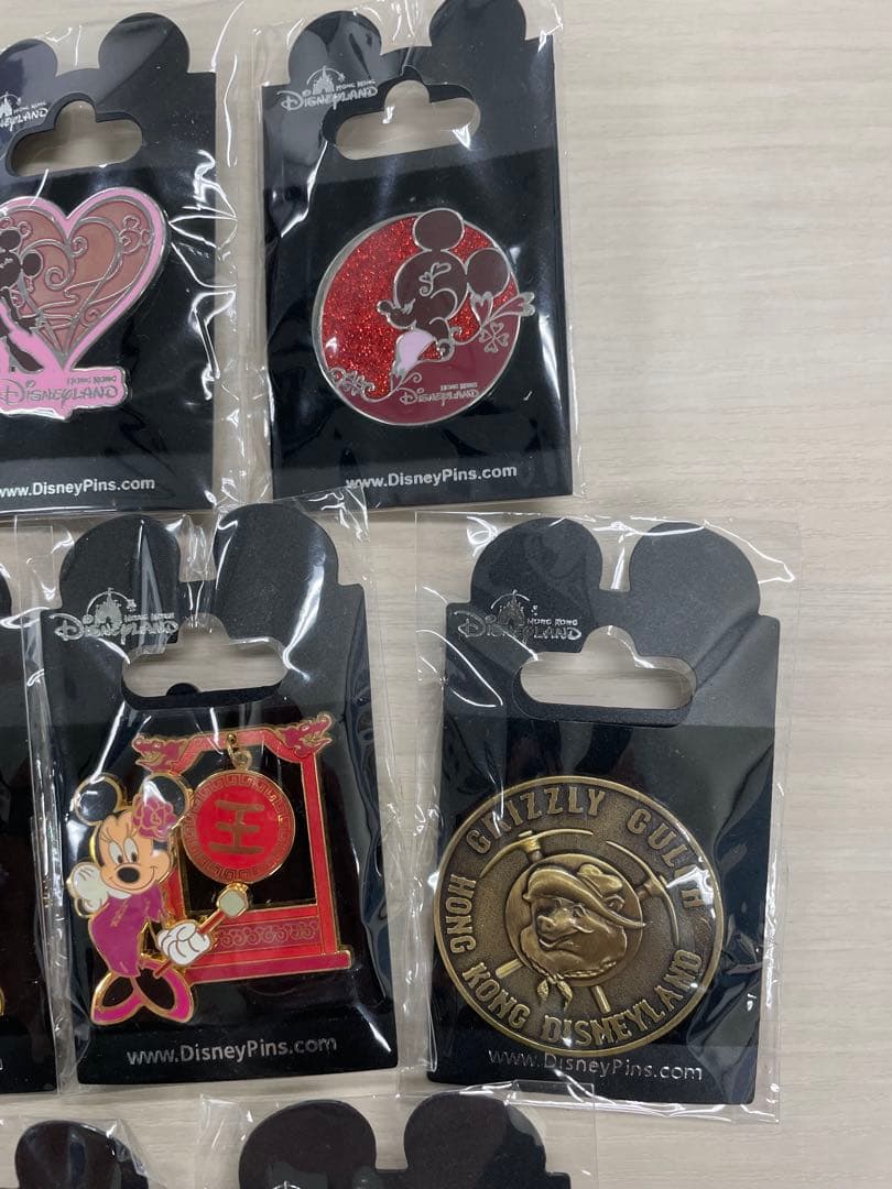激レア　香港ディズニー 限定ピンバッジ 10個セット